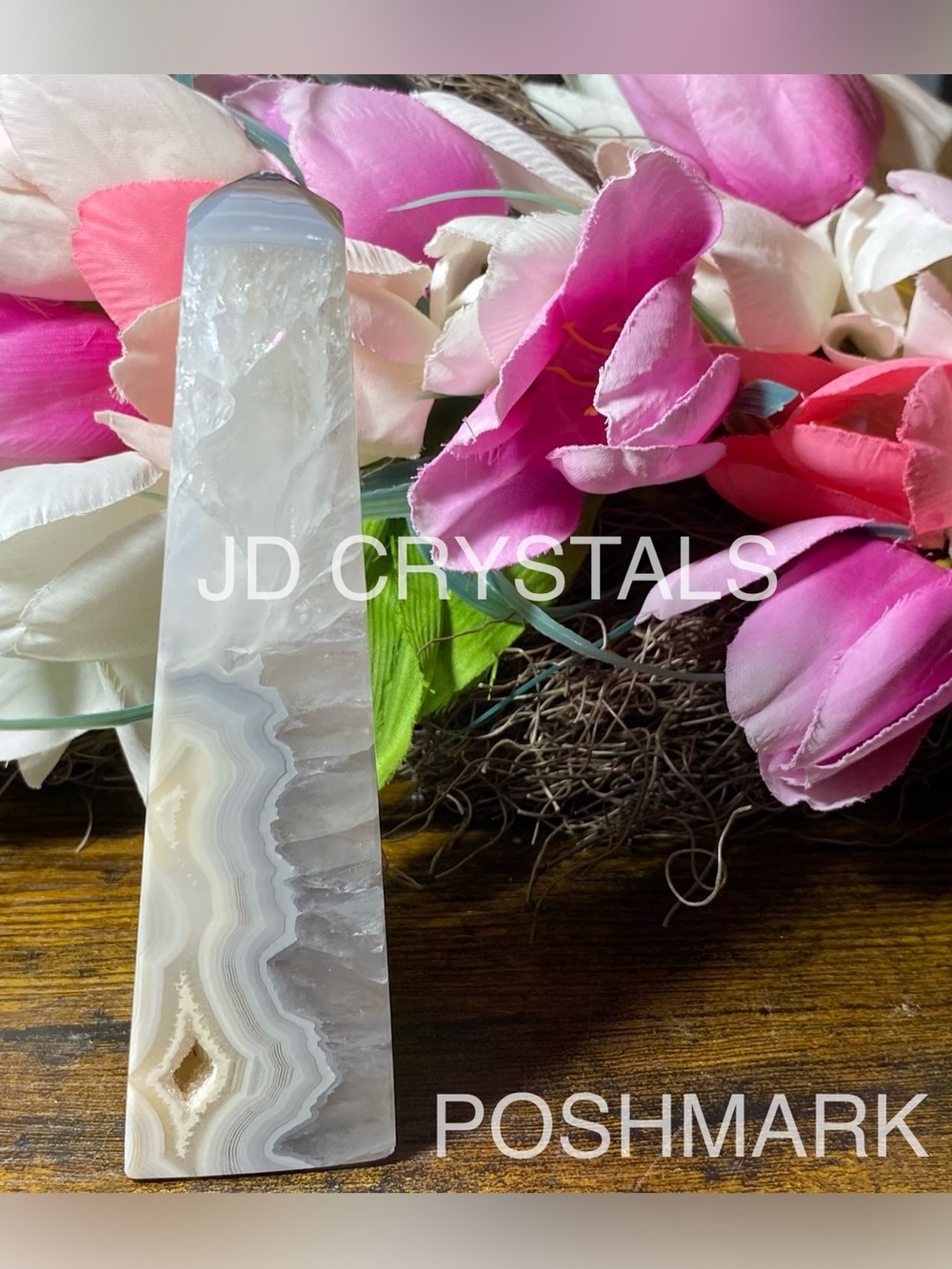 Druzy Parallax Banded Agate Obelisk